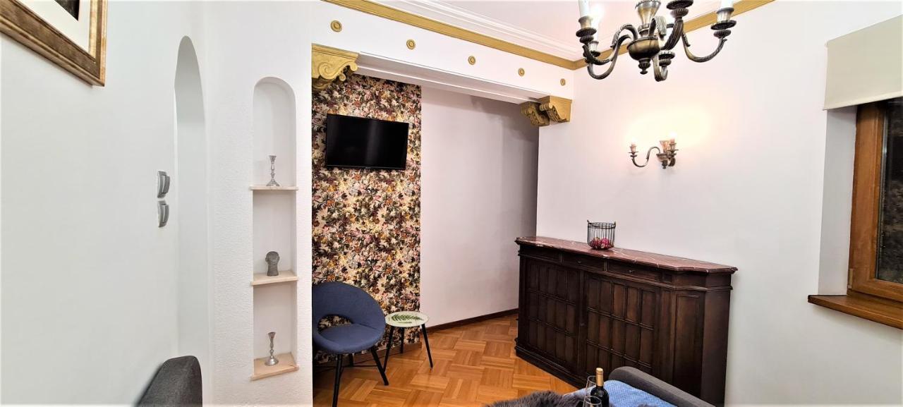 Central Arghezi University Square Lägenhet Bukarest Exteriör bild