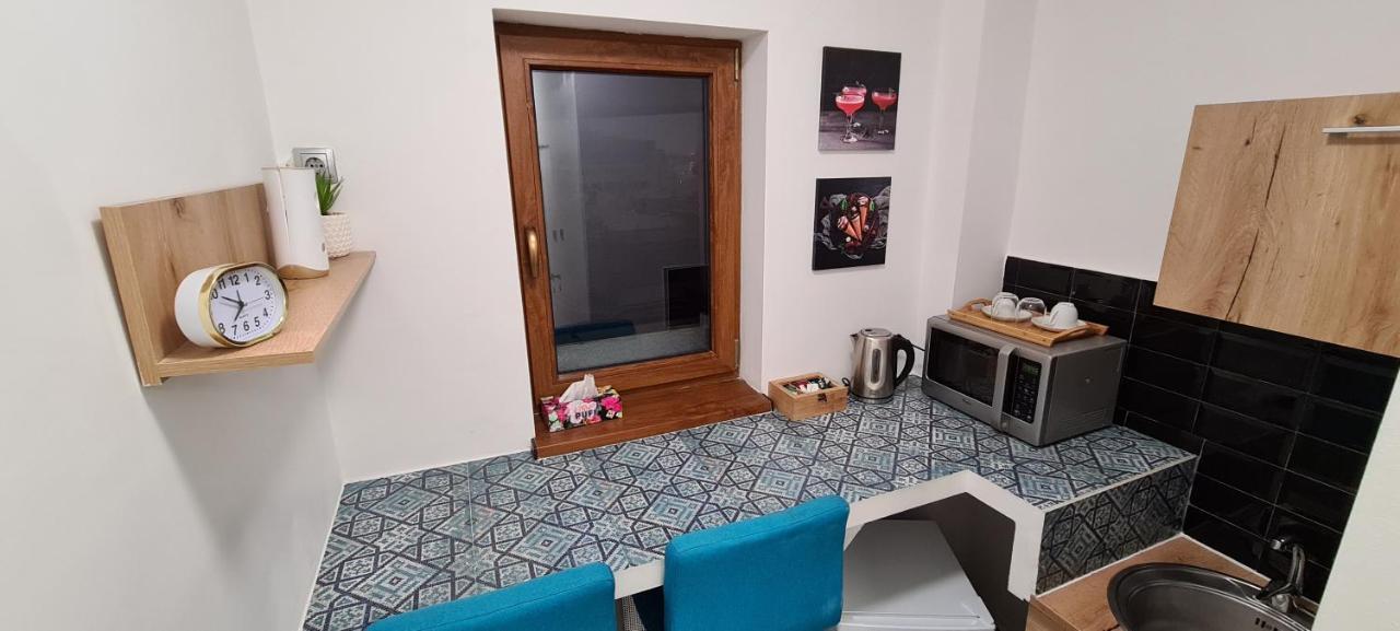 Central Arghezi University Square Lägenhet Bukarest Exteriör bild